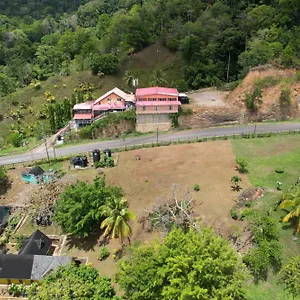 Lodge Cuevas