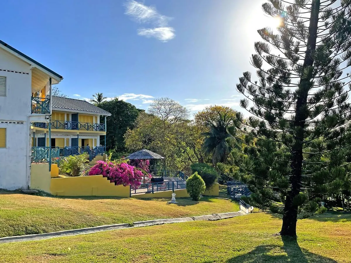 Aparthotel Sherwood Park Apartments Carnbee Village